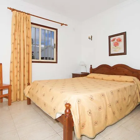 Villa Puerto Del Carmen Sleeps 8 Wifi